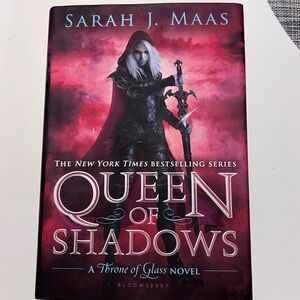 OOP Queen of Shadows Hardcover Book